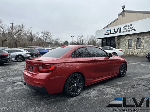 Used 2017 BMW M240i Coupe image 8
