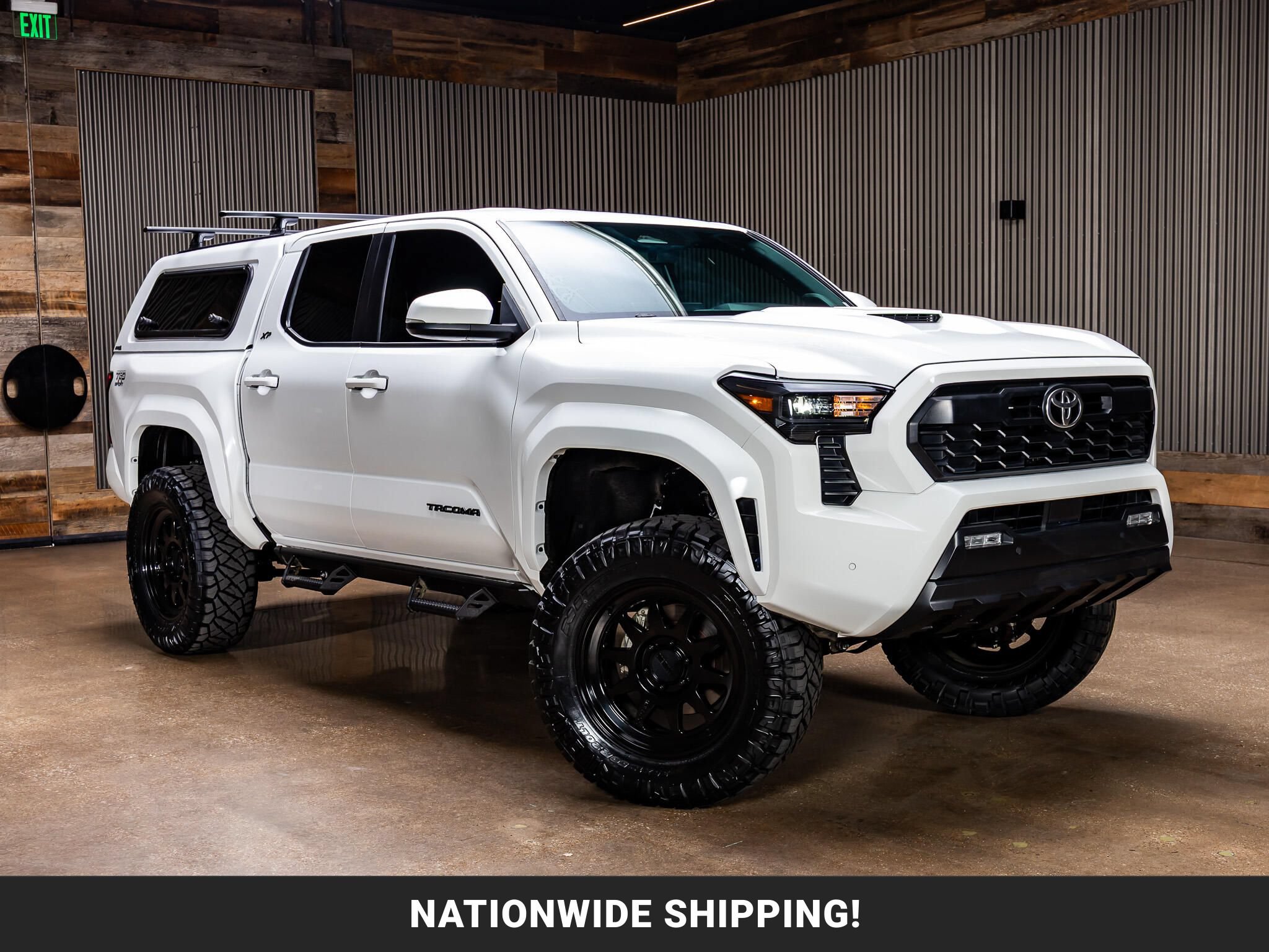 Used 2024 Toyota Tacoma TRD Sport w/ TRD Sport Upgrade Package RWD image 1