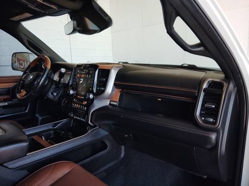 Used 2020 RAM 2500 Limited AWD/4WD image 12