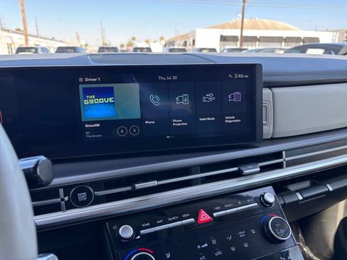Used 2025 Hyundai Santa Fe SEL AWD/4WD image 20