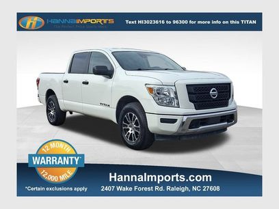 Used 2022 Nissan Titan SV