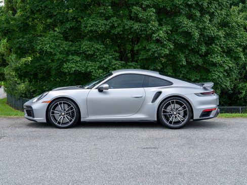 Certified 2022 Porsche 911 Turbo S AWD/4WD image 2