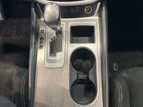 Used 2018 Nissan Murano SV image 15