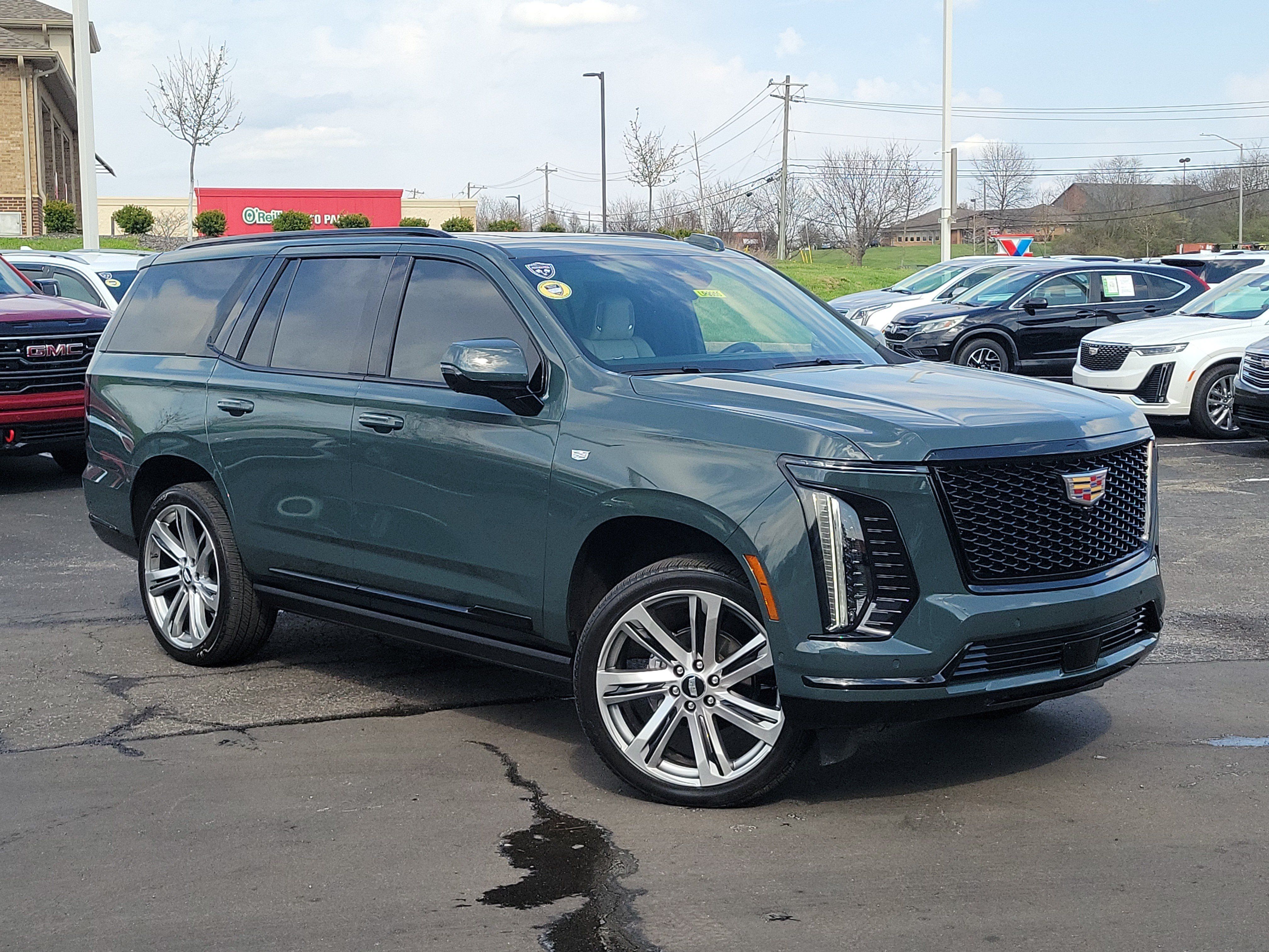 Used 2025 Cadillac Escalade Sport w/ Touring Package AWD/4WD image 31