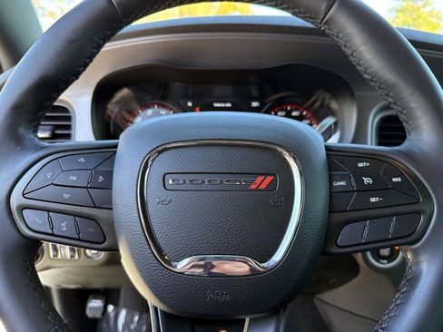Used 2023 Dodge Charger SXT w/ Blacktop Package image 27
