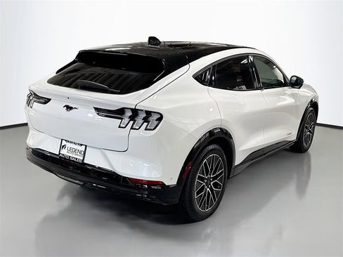 Used 2024 Ford Mustang Mach-E Premium image 7