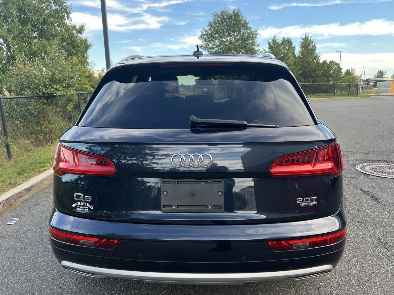 Used 2018 Audi Q5 2.0T Premium Plus w/ Premium Plus Package AWD/4WD image 5
