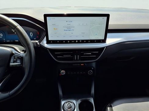 Used 2023 Ford Escape Platinum image 13