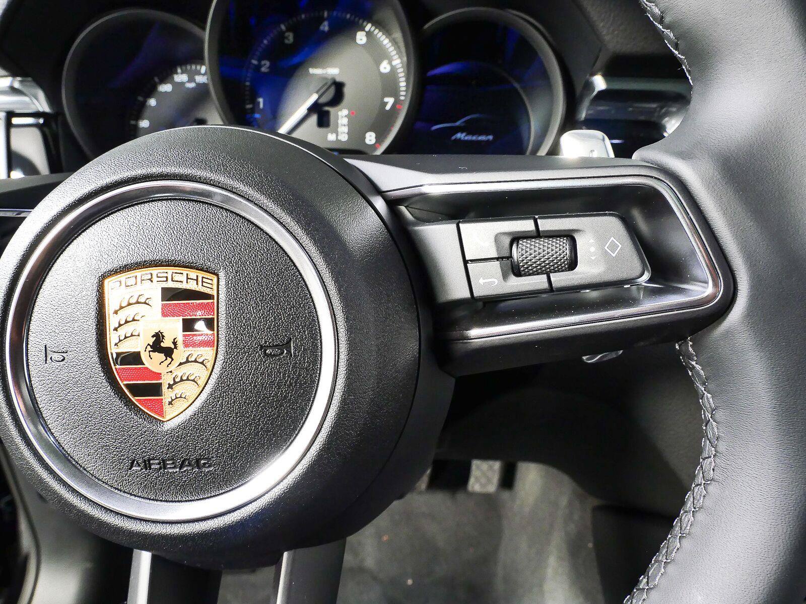 New 2026 Porsche Macan Turbo AWD/4WD image 12