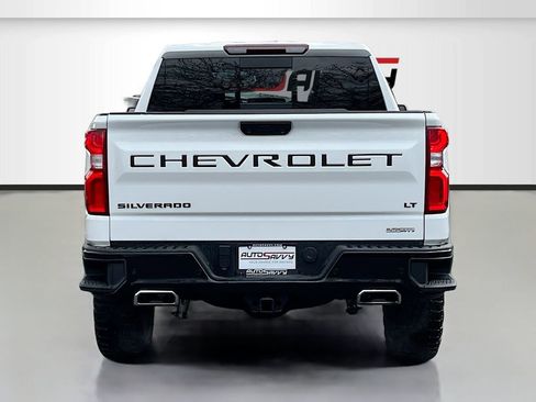 Used 2024 Chevrolet Silverado 1500 LT Trail Boss w/ Convenience Package II AWD/4WD image 6
