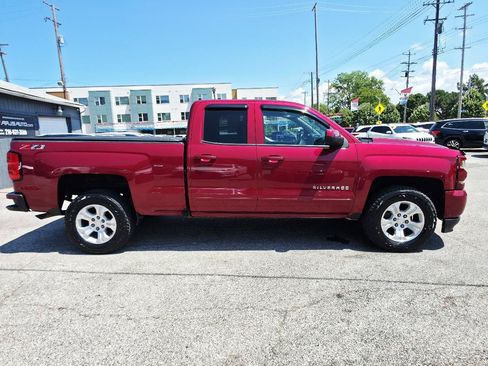 Used 2018 Chevrolet Silverado 1500 LT w/ All Star Edition AWD/4WD image 4