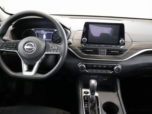 New 2026 Nissan Altima 2.5 SV AWD/4WD image 14