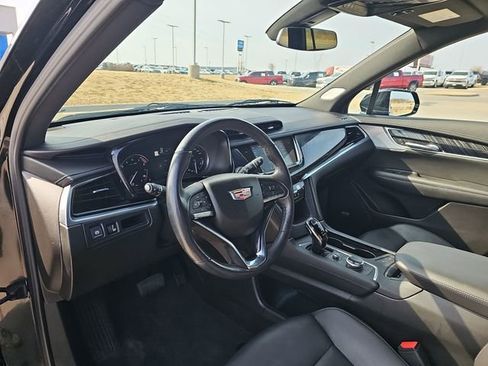 Used 2024 Cadillac XT6 Premium Luxury AWD/4WD image 10