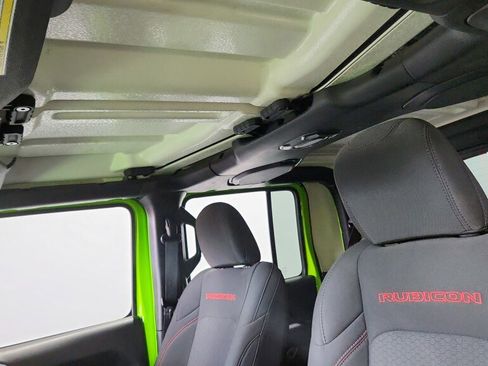 Used 2021 Jeep Gladiator Rubicon image 24