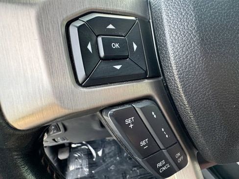 Used 2019 Ford F250 Platinum w/ Platinum Ultimate Package AWD/4WD image 7