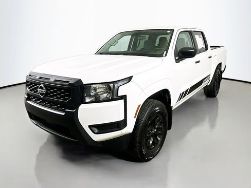 Used 2025 Nissan Frontier S image 3