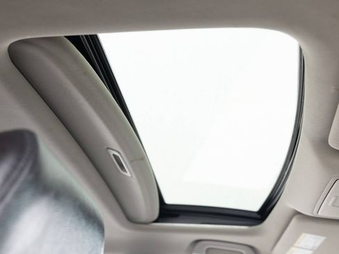 Used 2013 Acura RDX w/Tech AWD 4dr SUV w/Technolog image 31