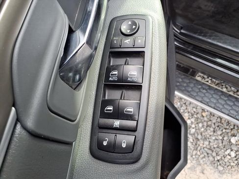 Used 2017 RAM 1500 Big Horn image 8