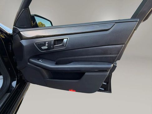 Used 2014 Mercedes-Benz E 350 Sedan image 43