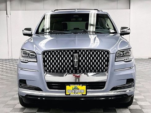 Used 2023 Lincoln Navigator Black Label image 3