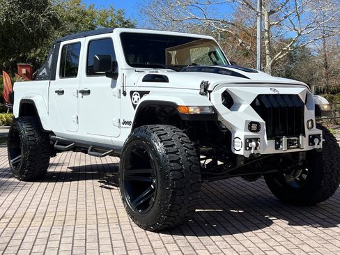 Used 2021 Jeep Gladiator Sport AWD/4WD image 3