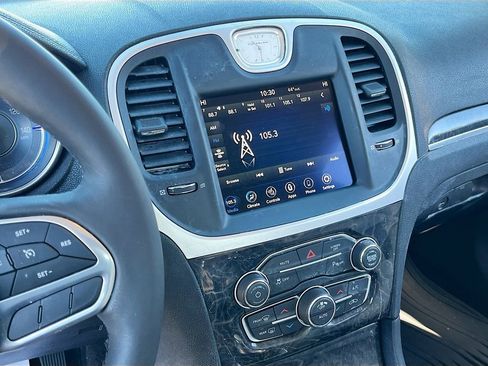 Certified 2023 Chrysler 300 Touring L w/ Comfort Group image 13