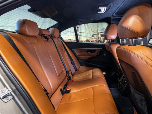 Used 2016 BMW 340i SEDAN image 19