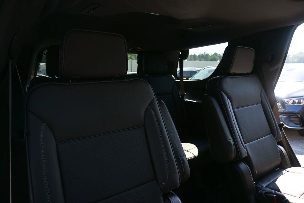 Used 2021 GMC Yukon Denali AWD/4WD image 16