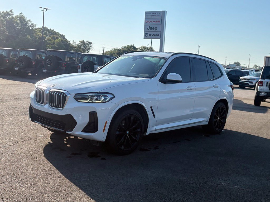 Used 2022 BMW X3 xDrive30i w/ M Sport Package 2 AWD/4WD image 3