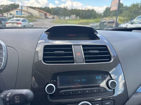 Used 2014 Chevrolet Spark LS image 26