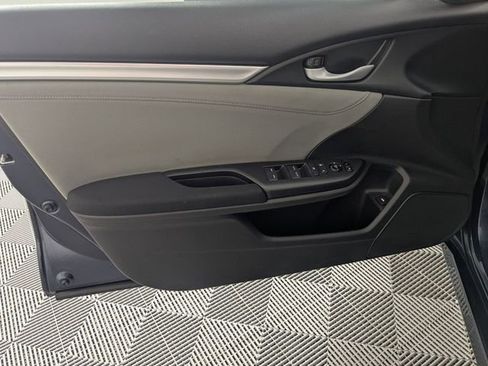 Used 2020 Honda Civic EX image 9