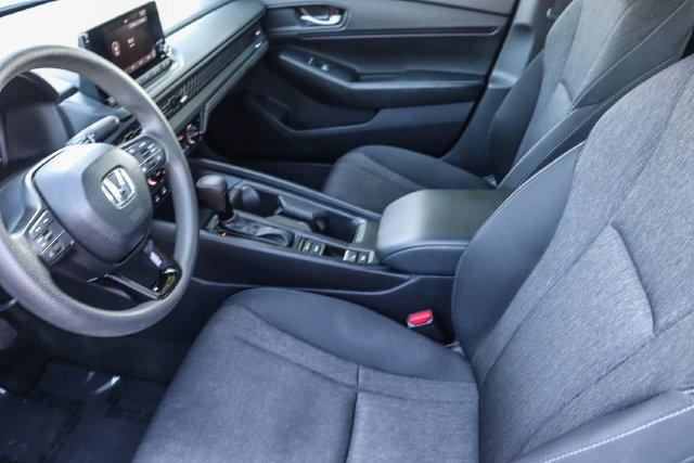Used 2025 Honda Accord SE image 18