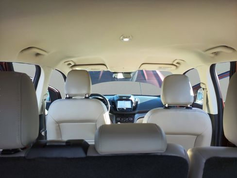 Used 2018 Ford Escape SEL image 18