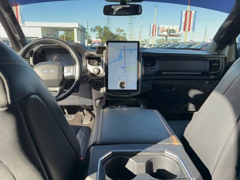 Certified 2023 Ford Expedition Max Platinum image 30