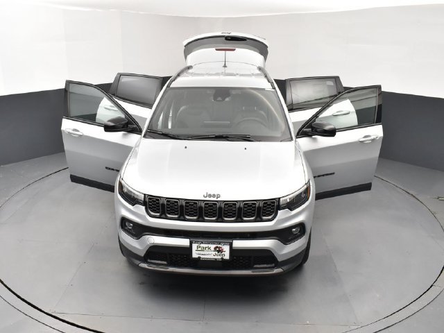 New 2026 Jeep Compass Latitude AWD/4WD image 26