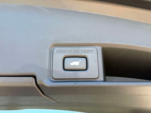 Used 2023 Acura RDX AWD image 9