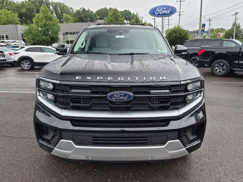 New 2026 Ford Expedition Max Platinum AWD/4WD image 2