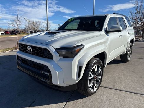 Used 2025 Toyota 4Runner TRD Sport image 3
