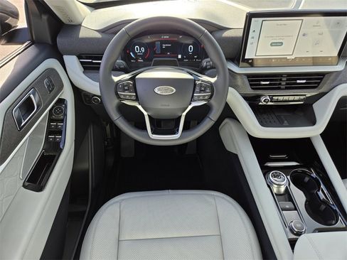 New 2025 Ford Explorer Platinum w/ LUX Leather Package image 14