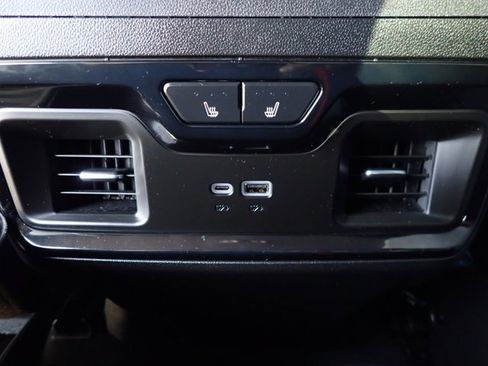 Used 2026 Chevrolet Silverado 2500 ZR2 w/ ZR2 Bison Edition image 9