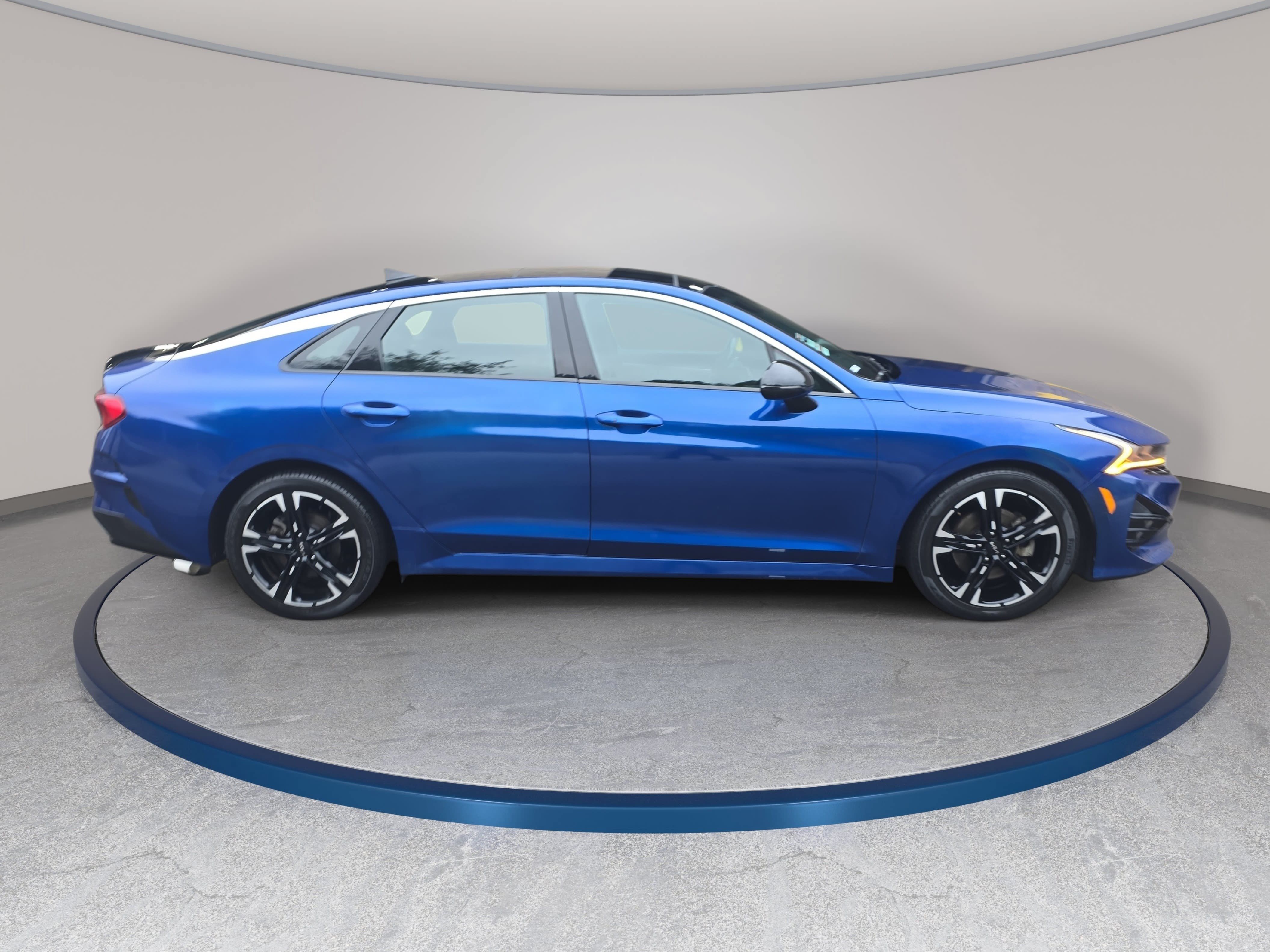 Used 2022 Kia K5 GT-Line w/ GT-Line FWD Premium Package image 4