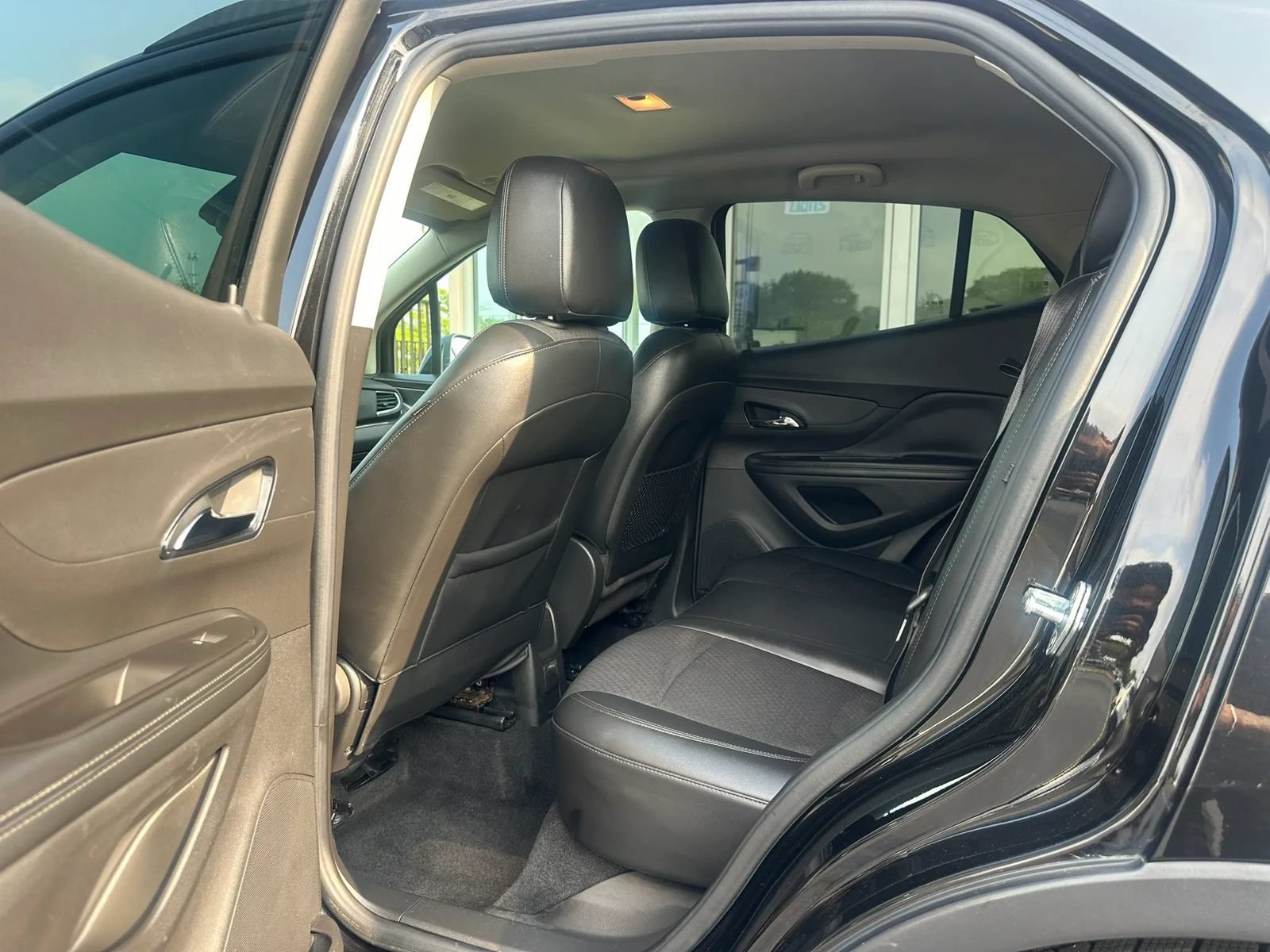 Used 2019 Buick Encore Preferred AWD/4WD image 11