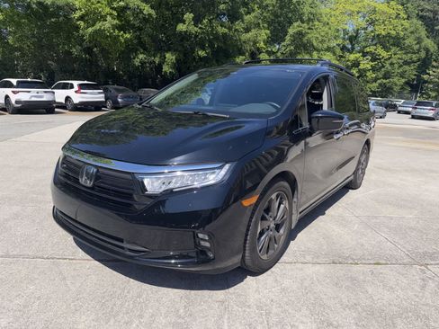 Used 2023 Honda Odyssey Elite image 4