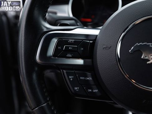 Used 2020 Ford Mustang Premium image 27