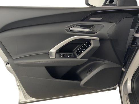 Used 2025 Audi Q5 Premium Plus w/ Premium Plus image 14