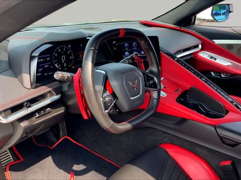 Used 2022 Chevrolet Corvette Stingray Preferred Conv w/ Z51 Performance Package RWD image 18