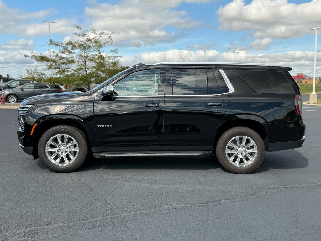 Used 2025 Chevrolet Tahoe Premier AWD/4WD image 11