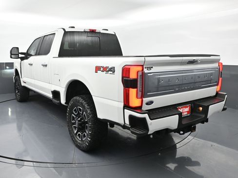 Used 2024 Ford F250 Platinum image 4