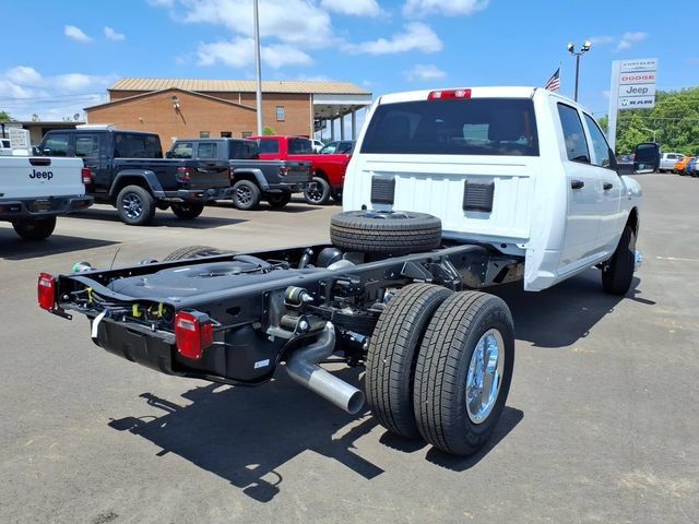 New 2026 RAM 3500 Tradesman w/ Chrome Appearance Group A AWD/4WD image 3