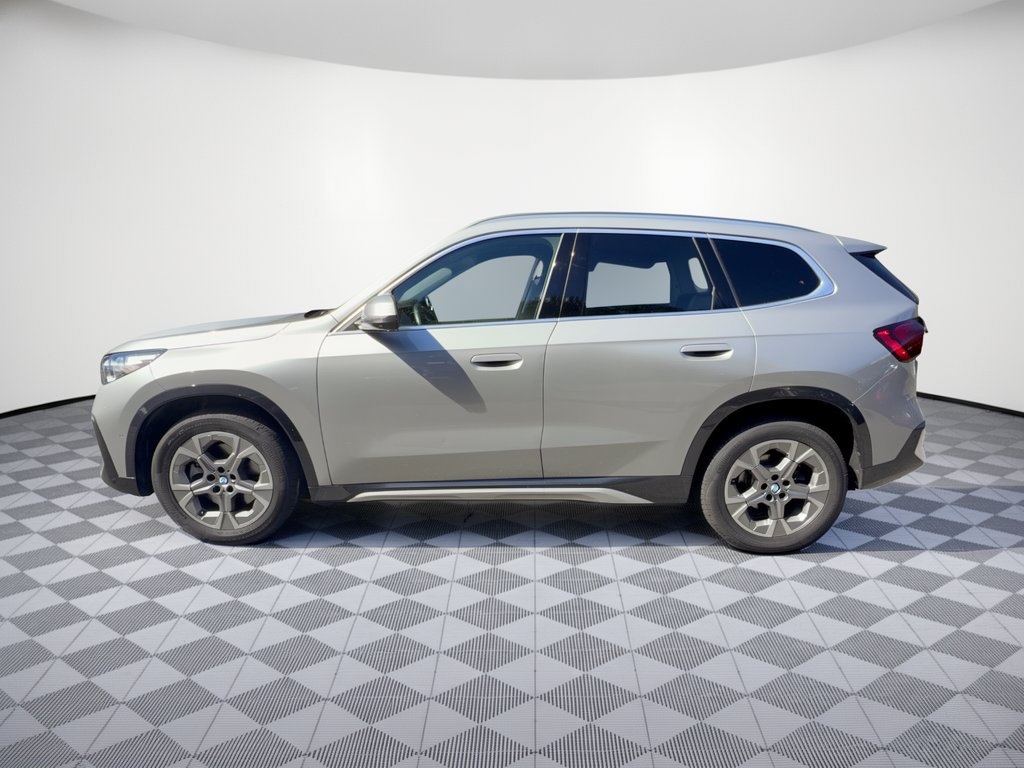 Used 2025 BMW X1 xDrive28i w/ Premium Package AWD/4WD image 2